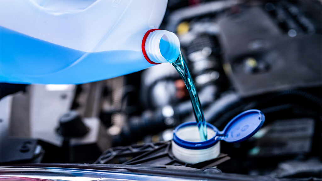 Antifreeze Guide: The Right Fluid and the Right Ratio for 4-Season Protection